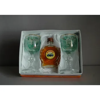 Dárkový potravinový koš Slivovice Jelínek, dárkový set S2LTR zelené sklenice