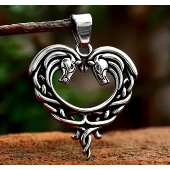 Řetízek Náhrdelník a přívěsek koně