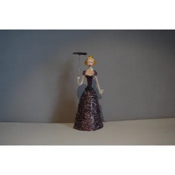 Figurka Dáma se slunečníkem ve fialových šatech