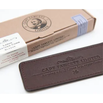 Péče o vousy Pouzdro na hřeben Captain Fawcett