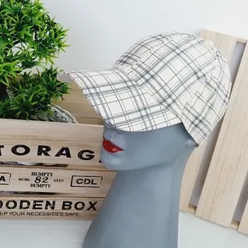 Kšiltovka UNISEX moderní kšiltovka - kostka krémová