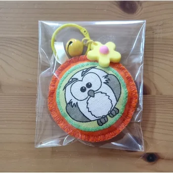 Přívěsek se sovičkou na tašku (na klíče) Barva: Oranžová