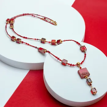 Náhrdelník Lampglas Náhrdelník Long Red Elegance z perel Lampglas