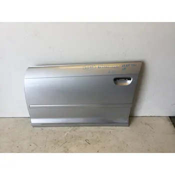 Dveře karosérie Levé přední dveře Audi A3 8P 5Dveř RV 2005-2012