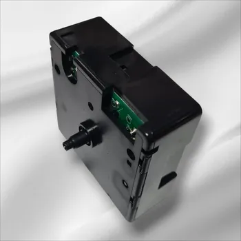 Hodinový strojek Hodinový strojek řízený signálem UTS