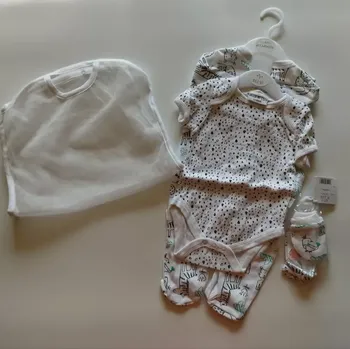 Kojenecká čepice Set pro miminko - (3-6 m) (Značka: WATCH ME GROW)