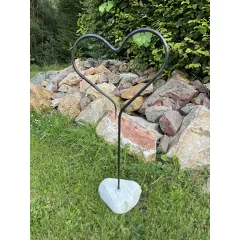 Kovane srdce na kameni 90cm