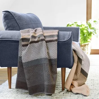 deka Deka BRANDON 140x200 cm - vyrobeno v EU