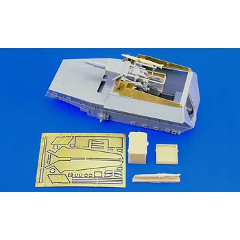 Plastikový model Royal Model 1/35 Sd. Kfz. 250 NEU 7,5 cm. KWK 37 (L24) (for Dragon kit)