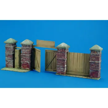 Plastikový model Royal Model 1/35 East European Wall Section