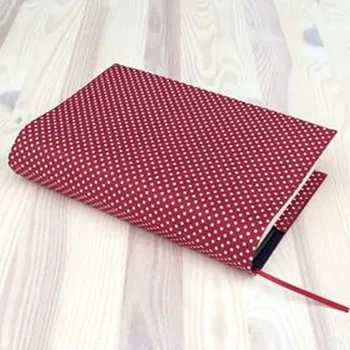 Obal na knihu Obal na knihu Puntíky na bordó, M1098