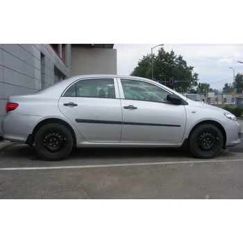 Lišta karosérie Boční lišty dveří Toyota Corolla od 2006 - 2013 sedan