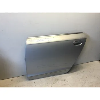 Dveře karosérie Levé zadní dveře Audi A6 4F RV 2004-2011 4F0833051