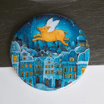 Dekorativní magnet Zuzana Honsová Zlaté prasátko - magnet 56 mm