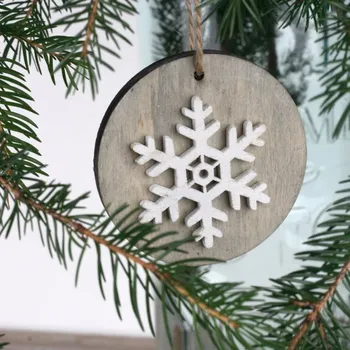 Vánoční ozdoba Dřevěná vánoční ozdoba vločka 7cm