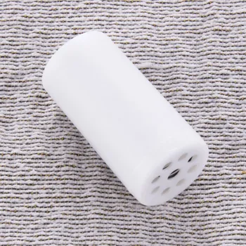 Hračka pro nejmenší Pískátko válečkové reagující na pohyb 42x22 mm