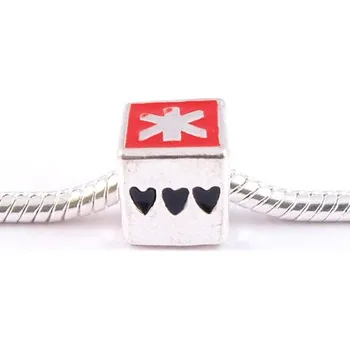 Přívěsek miXL.cz Korálky na náramky Kostka