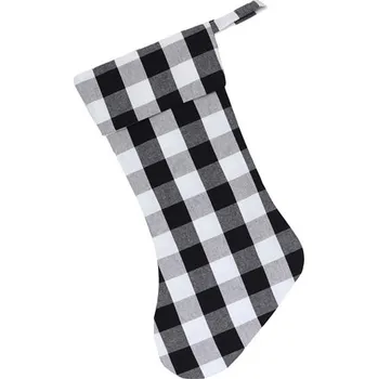 Ručně šitá vánoční ponožka kostkovaná