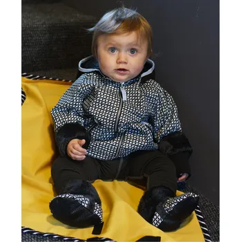 Chlapecká bunda černo-bílá softshellová bunda s kapucí