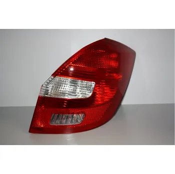 Zadní světlomet HELLA Pravé zadní světlo Fabia II 5J6945112 - Hella