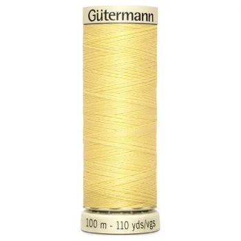 Nit Univerzální šicí nit Gütermann ve světle žluté barvě 578