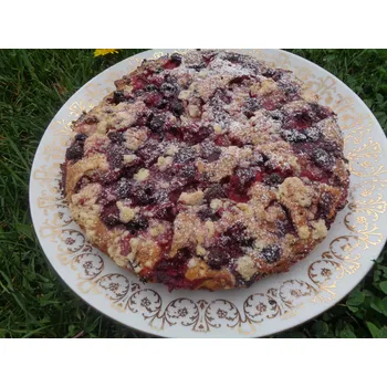 Trvanlivě pečivo Bezlepkový jahodovo-malinový koláč s drobenkou, min. 900 g