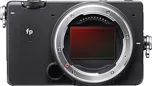 Sigma fp L tělo