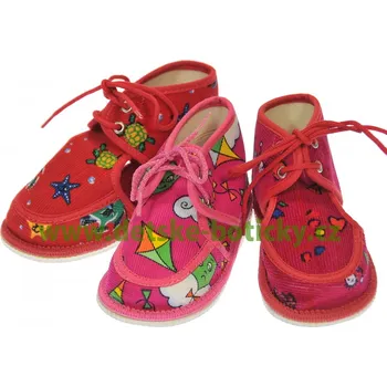 Chlapecké bačkory HP Čechtín 507/517 dívka 24,5 (16,5)