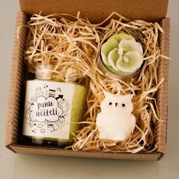 Svíčka Přírodní vonná svíčka palmová - AROMKA - Dárkové balení pro pana učitele - Kónusový váleček, čajovka, mini sovička Vůně: Mango a Papaya