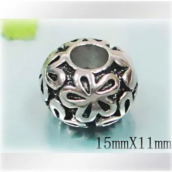 Přívěsek Korálek ocelový přívěsek - vzor květ