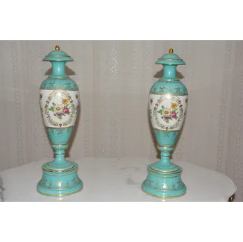 Váza Zámecké porcelánové vázy s květinami - signované