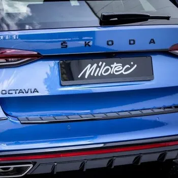 Auto-moto Milotec Lišta mezi zadní světla Škoda Octavia IV (od roku 2019>) - ABS černá lesklá -