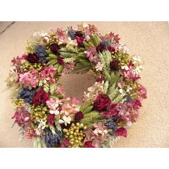 Věnec přírodní věnec s růžemi a hortenzií