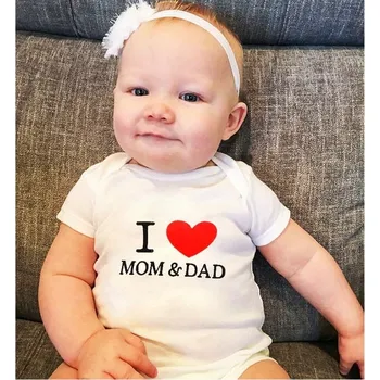 Kojenecké body s nápisem "I love mom & dad" Varianta: Krátký rukáv, Věk: 12-18 měsíců