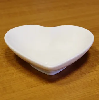 Srdce porcelán 17,2x15V4,3cm bílá