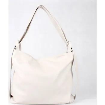 Vera pelle Kabelka a batoh v 1 - velká kožená světlá latté kabelka na rameno a batoh 12