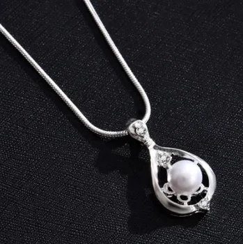 Náhrdelník Náhrdelník s perlou