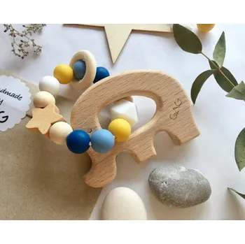 Hračka pro nejmenší GAG design Hryzátko do ručky dřevěné Slon Barevňák