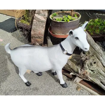 Zahradní dekorace Koza 50 cm