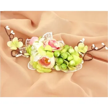 Svatební dekorace Flamenco Mystique Ručně vyráběný hřeben do vlasů s květinovým ornamentem a krajkou, červená, 21x9 cm