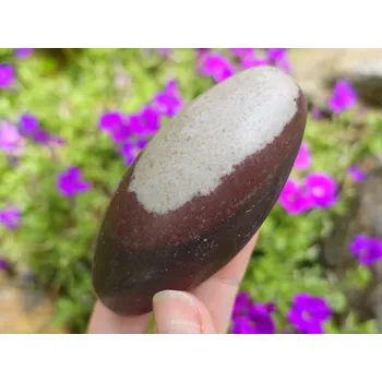 Přírodní kámen Shiva lingam 192g z Indie