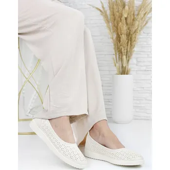 Dámské baleríny Cathay moda Dámské béžové baleríny 8003-3BE Velikost: 36