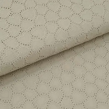 Madeira Q11507-520 sand se srdíčky, š.135