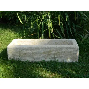 Truhlík ZahradniDekorace zahradní truhlík - květináč, délka 53 cm, šířka 20 cm, 18 kg