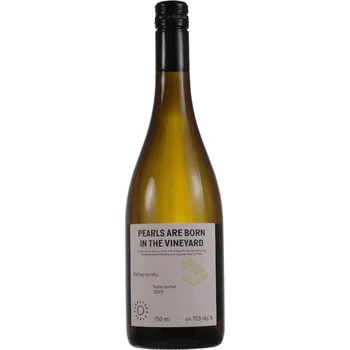 Víno Ryzlink rýnský 0.75 l - suché jakostní MVO - Karpatská Perla