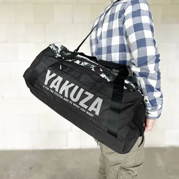 Sportovní taška Taška Yakuza Tweak Weekender STB23304 black/camo 40L velikost: one size + Sleva 5% Zadejte v košíku kod "YAKUZA" a sleva je Vaše