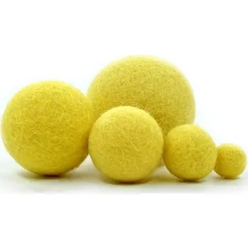 MMboutique Plstěná kulička vel.M 005-Yellow