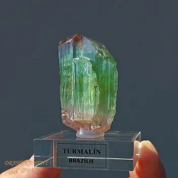 Přírodní kámen Elbait (turmalín) z Brazílie 43x24mm /VIDEO/