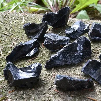 Drahý kámen Obsidián černý surový kámen MIX MEGA