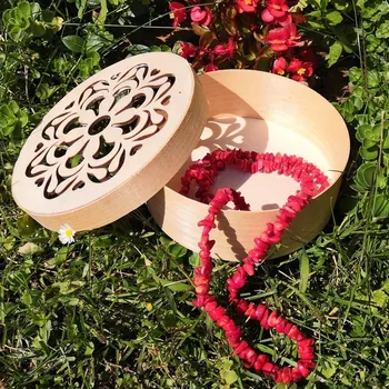 Dárková krabička Dřevěná Krabička kulatá s výřezem - velká